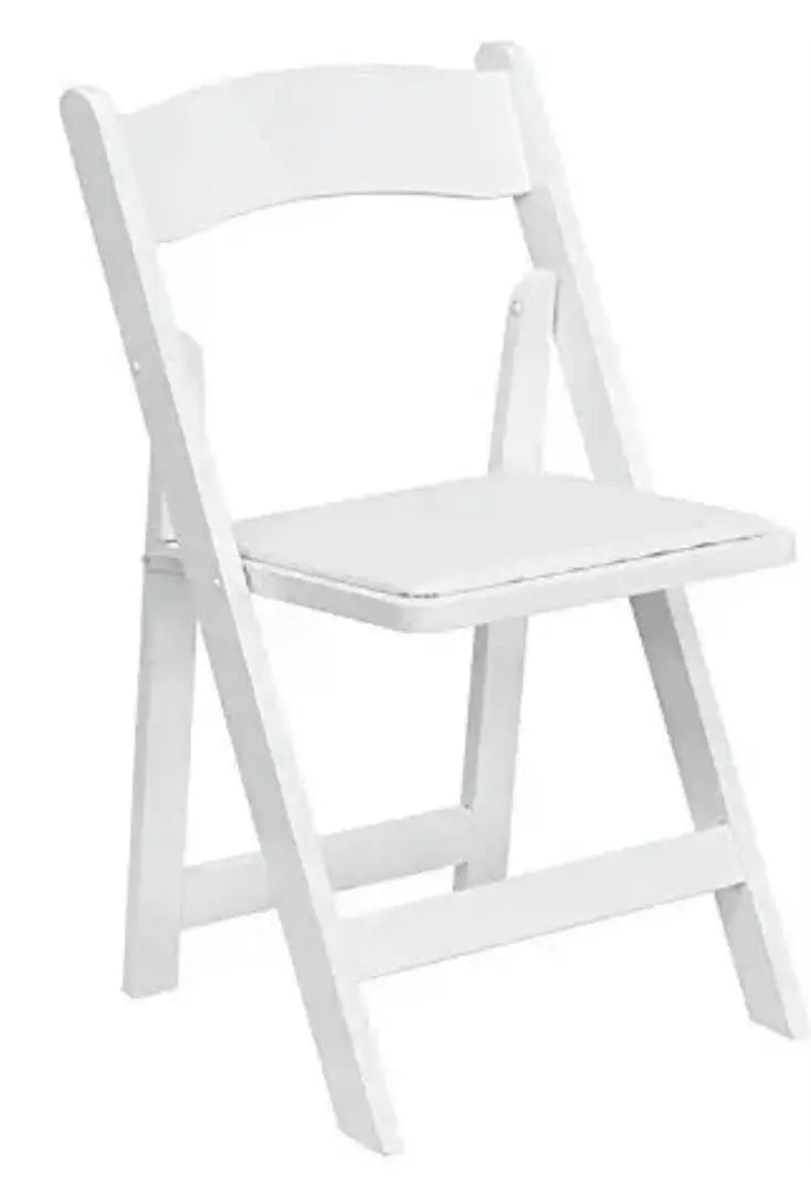 White folding chairs︱Island Collection Waiheke